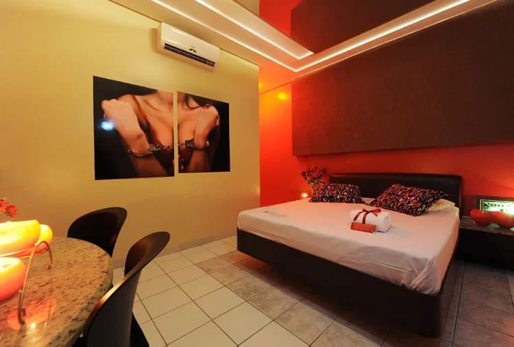 Suíte Sensual 16 - Algemas, no Ele & Ela Motel