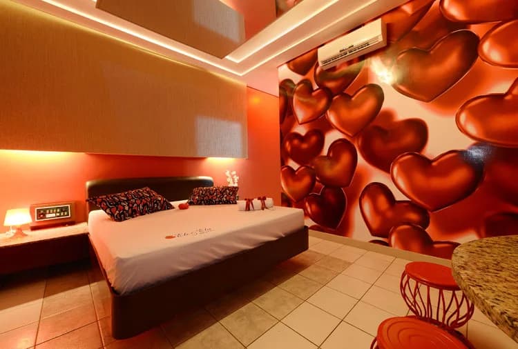 Suíte Sensual 19 - Corações I, no Ele & Ela Motel
